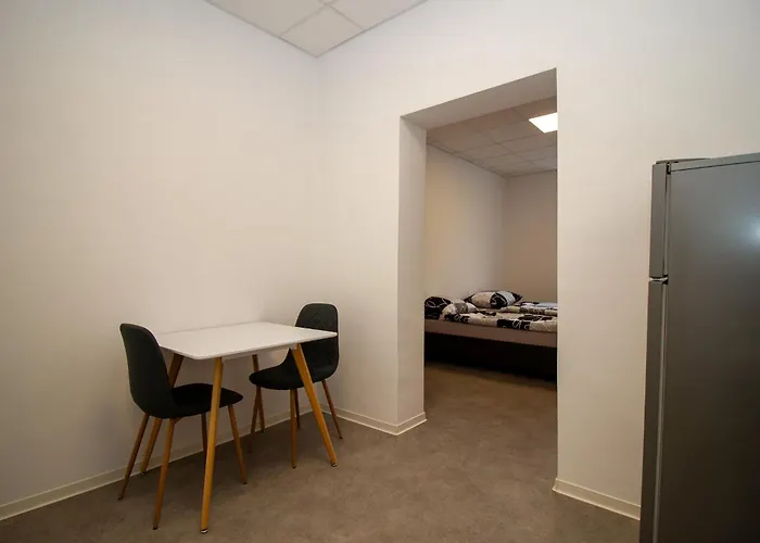 Hostal Amz *
